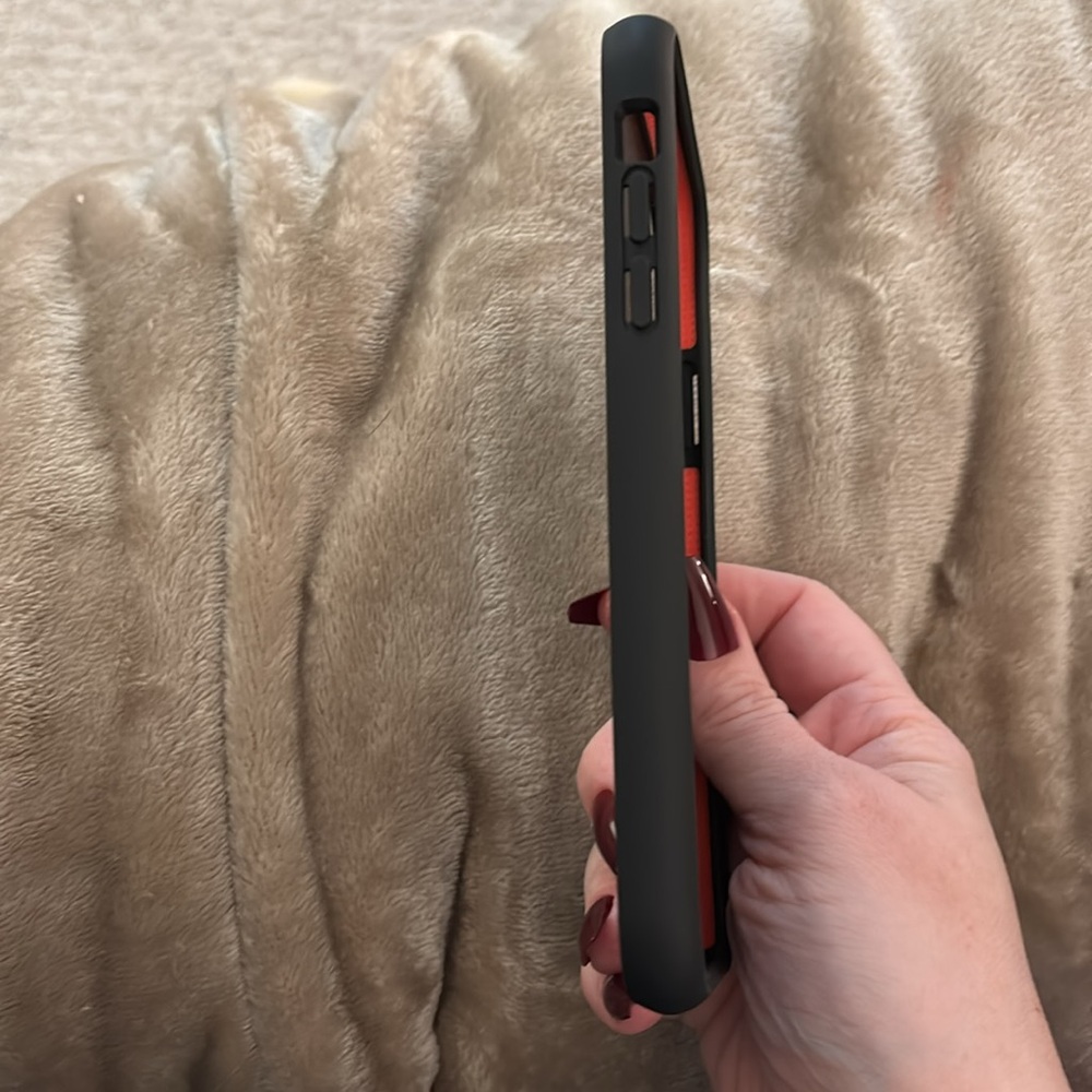 iPhone 11 case from Casetify - Picture 4 of 5